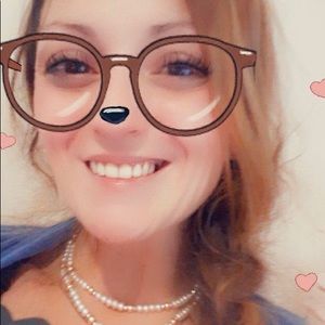 Meet your Posher, Jasmine